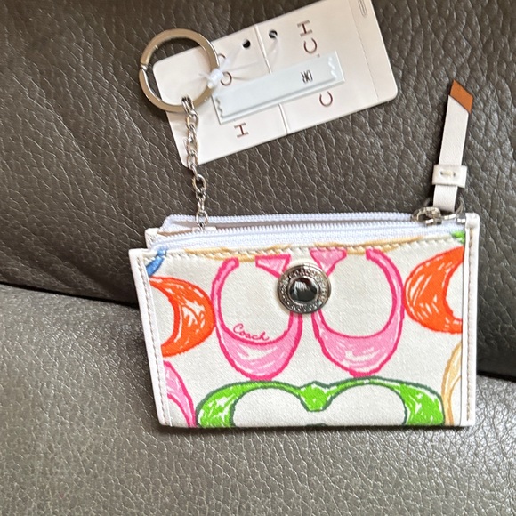 Coach mini zip multi color and white fabric case - Picture 8 of 8